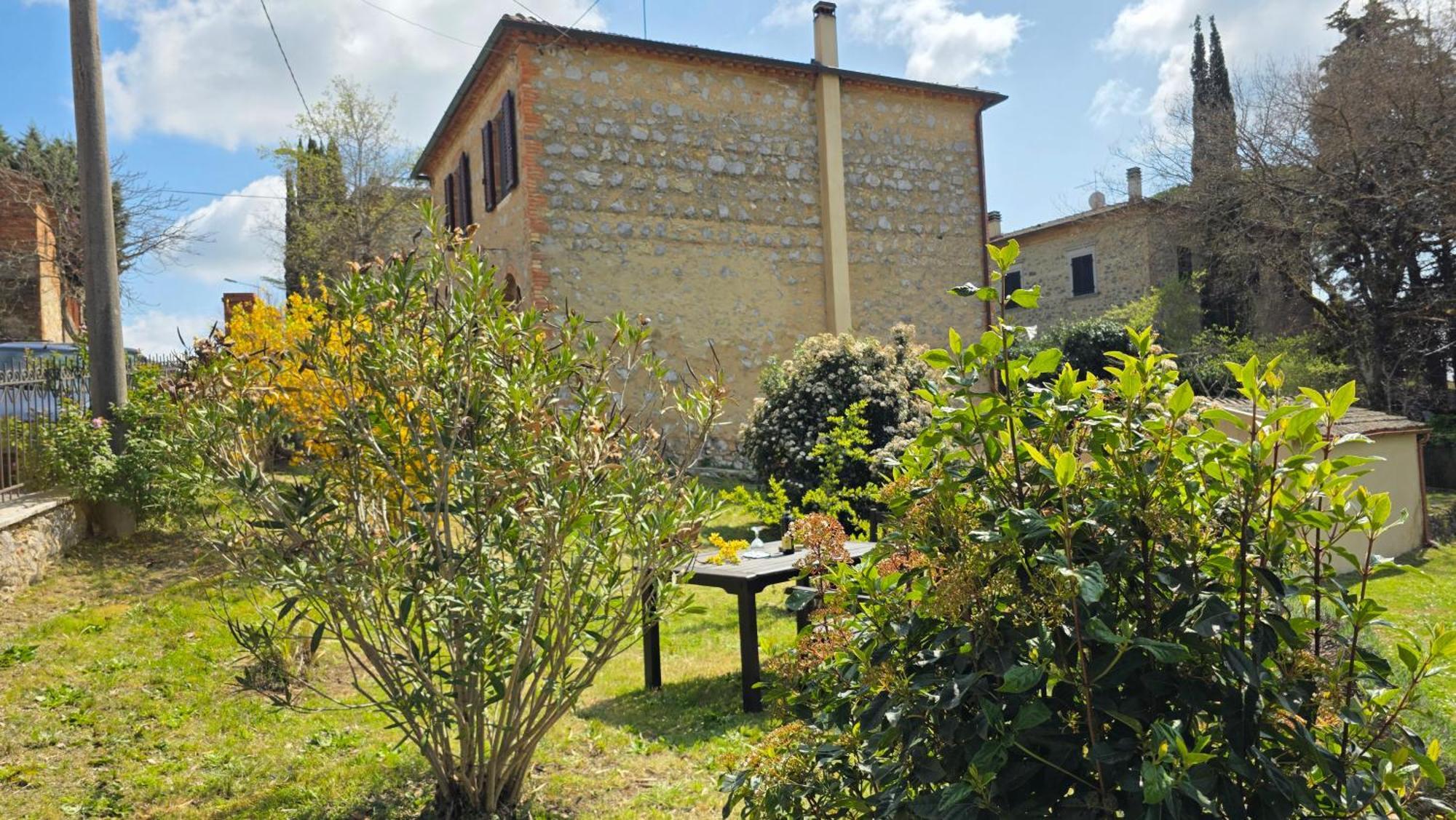 A Casa Di Gabri Villa Montefollonico Exterior photo